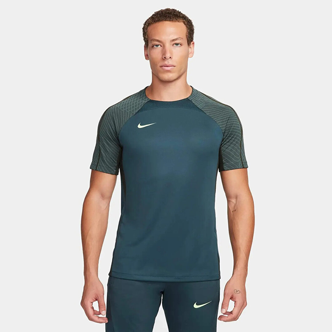 Nike strike t shirt top